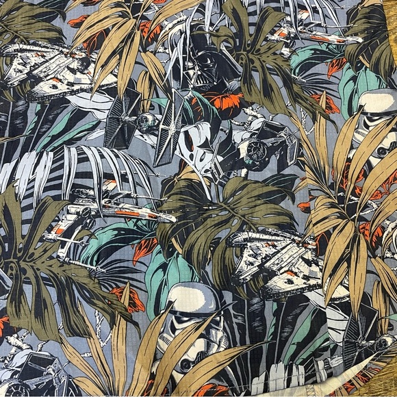 Columbia PFG Star Wars Womens Small Sleeveless Tank Top Snap Button Rare Collab - Picture 13 of 16